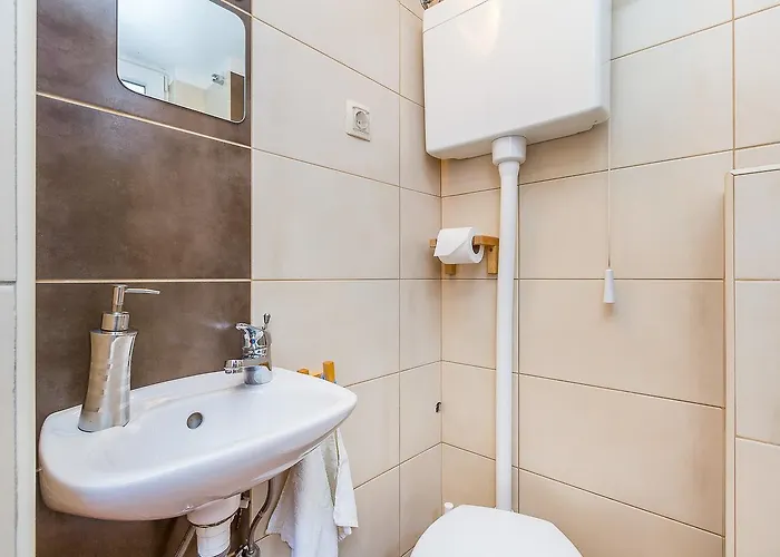 Old Town Гостевой дом Пула